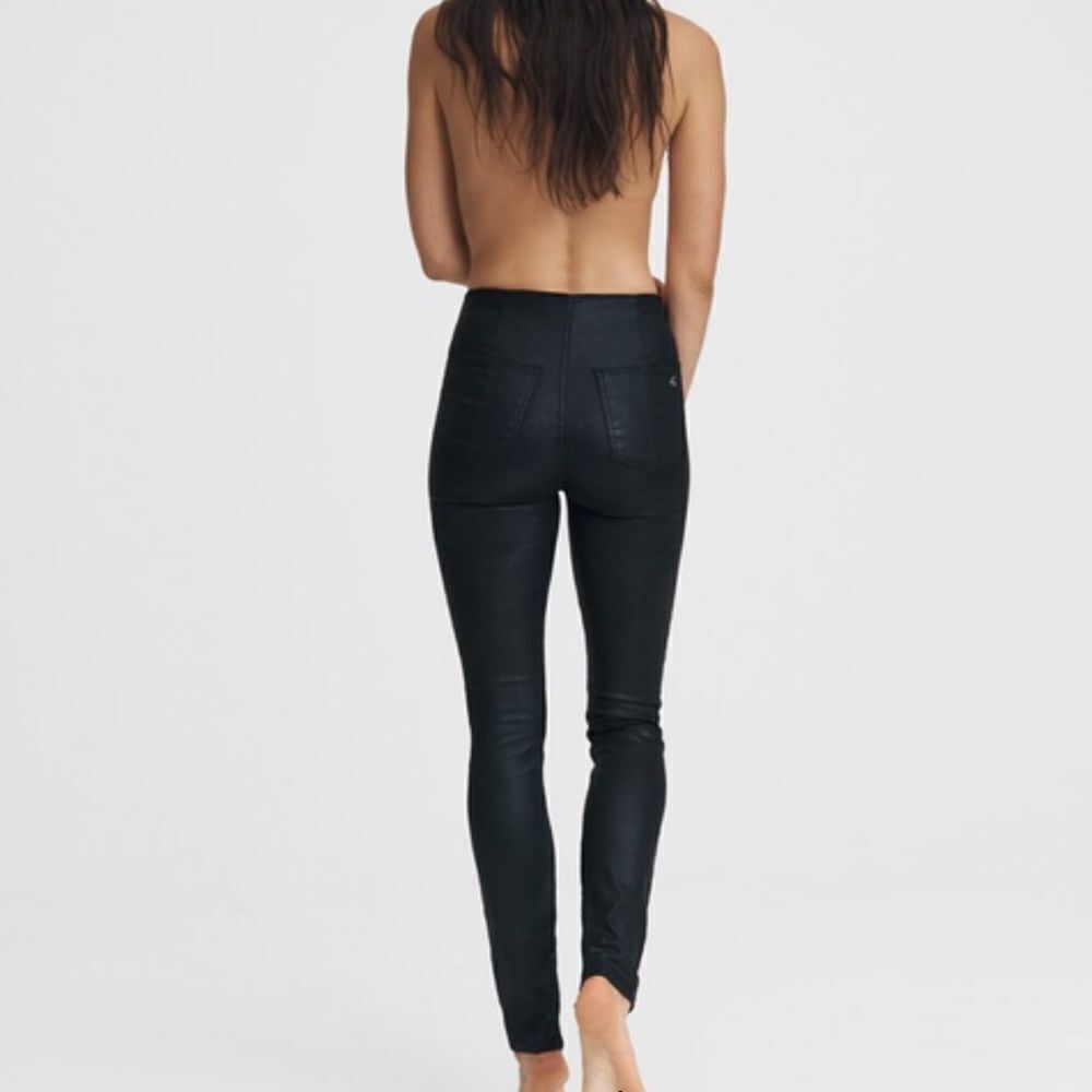 NWT Rag & Bone Nina High-Rise Pull On - Coated Dark Denim - Picture 2 of 3
